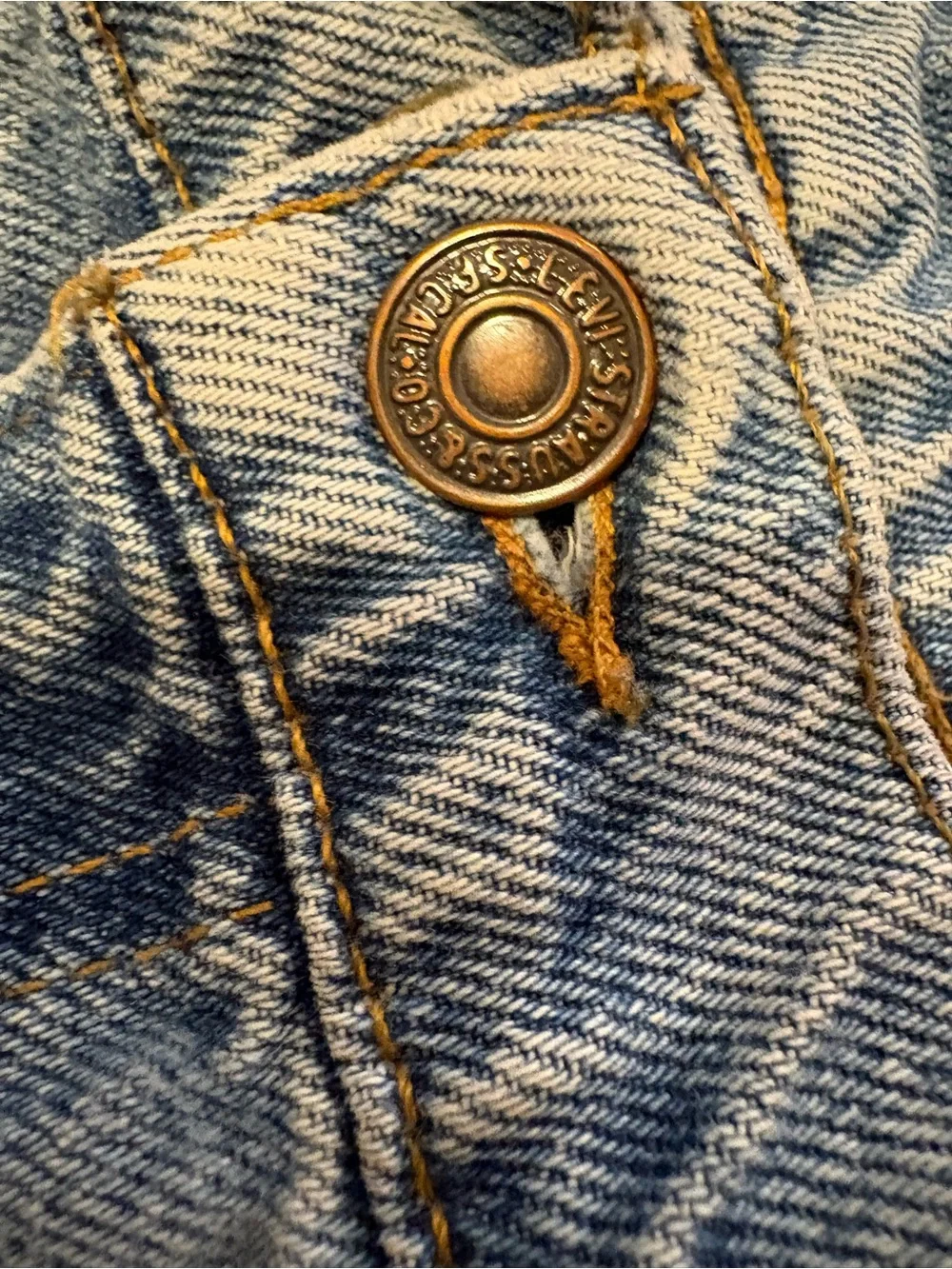 Vintage 1997 Levi’s Men's Jeans, Made in USA, White Tag